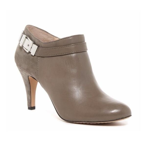 Vince Camuto Gray Vanny Ankle Heel Bootie Size 10M Leather Suede - Picture 1 of 12